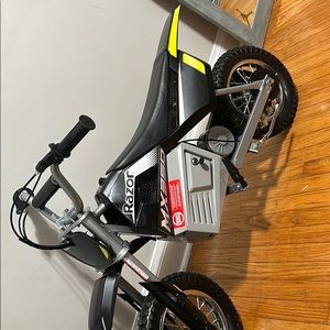 Meet your Posher, Alan